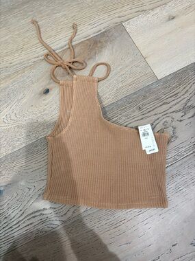 American Eagle Outfitters Ribbed One-Shoulder Crop Top in Tan